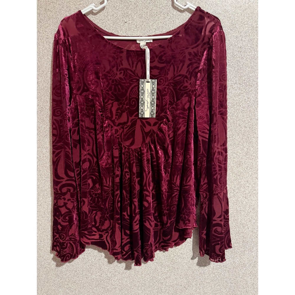 Ultra Pink Burgundy Burnout Velvet Floral Bell Sleeve Babydoll Top NWT Large